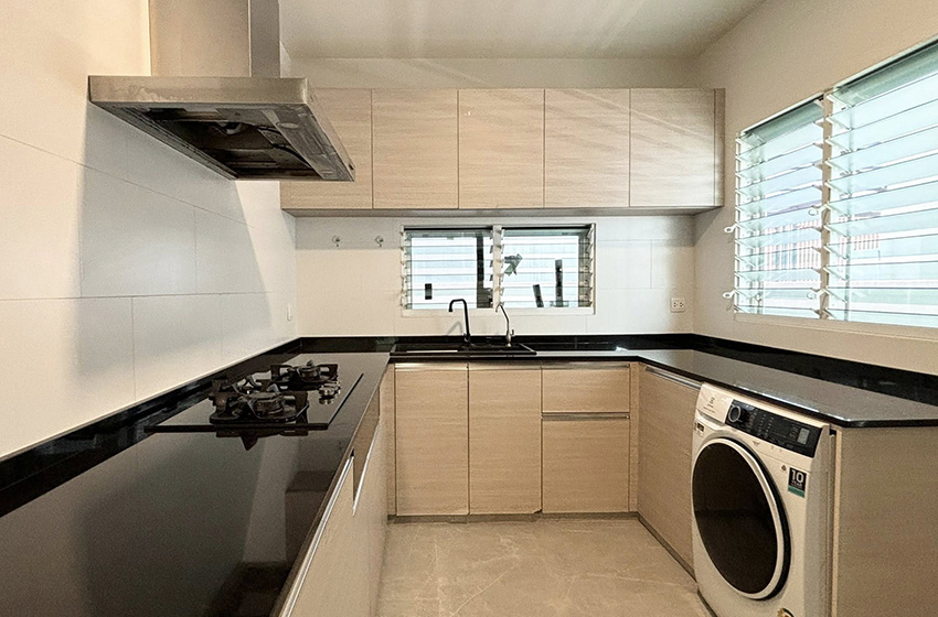 House with Shared Pool in Bangnatrad 